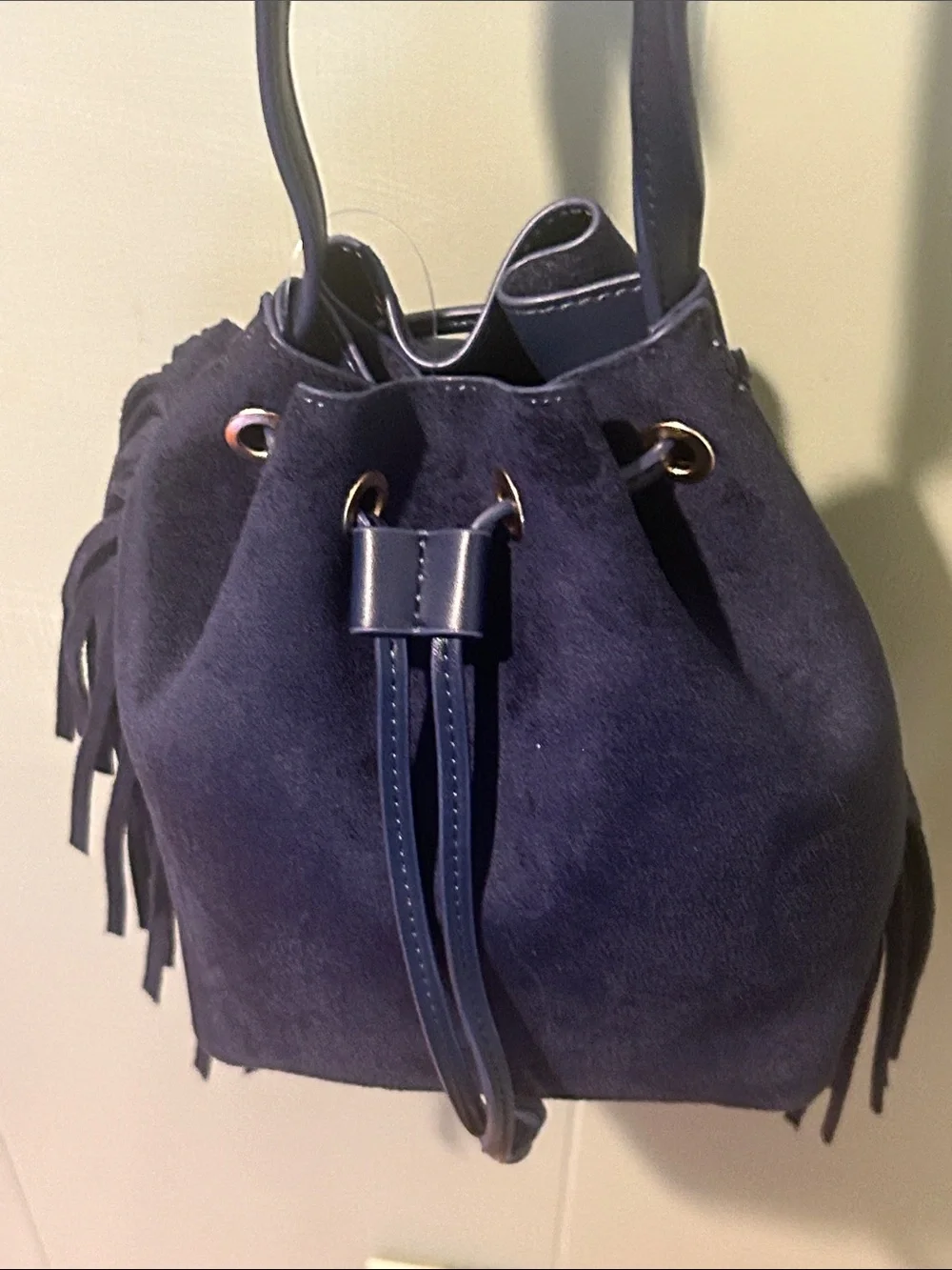 Suede Fringe Drawstring Bucket Bag - Navy